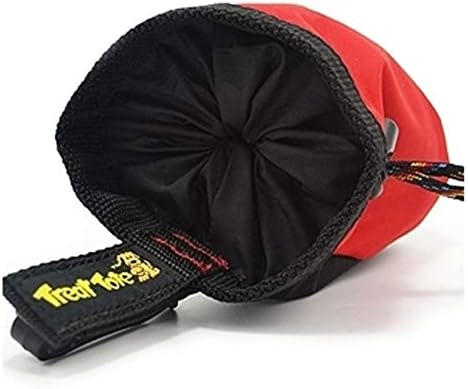 Chuckit! Treat Tote Dog Treat Pouch for Puppy Training, 1 Cup | Convenient Treat Pouch for Puppy Training With 1 Cup Capacity, Available in Assorted Colors for On-the-Go Rewards 