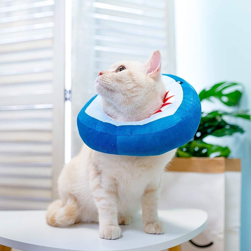 EXPAWLORER Cat Cone Collar Soft, Cat Recovery E Collar After Surgery to Stop Licking, Adjustable Waterproof Neck Elizabethan Pet Kitten Puppy Donut Pillow for Cats Wound Healing, Blue Shark