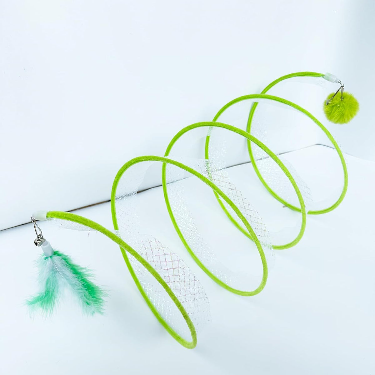 Self Play Cat Hunting Spiral Tunnel Toy, Folded Cat Spring Tunnel Toys for Indoor Cats (Green)