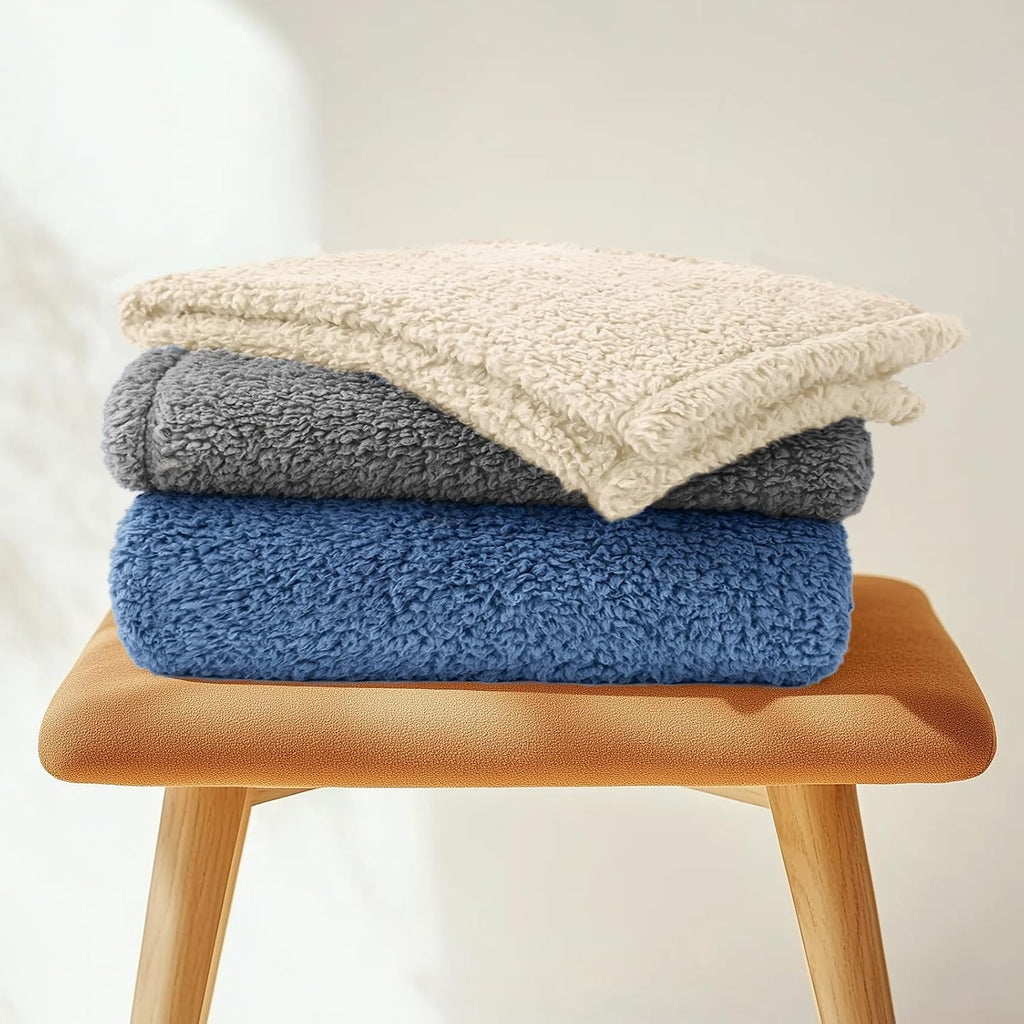Luciphia Ultra Soft Sherpa Fleece Dog Puppy Cat Blanket for Small Pets