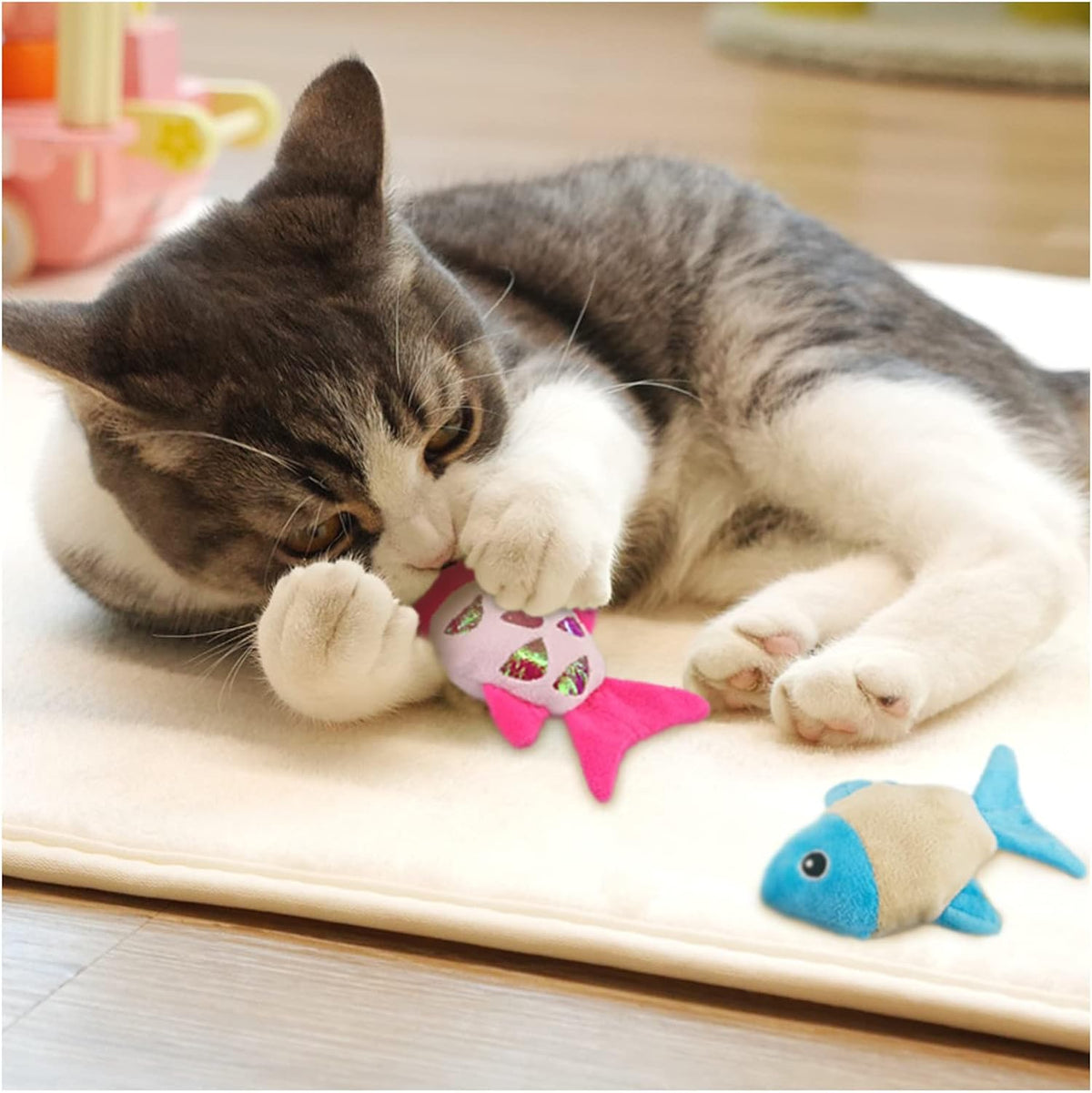 Andiker Cat Catnip Toys, 2pcs Small Cat Fish Toys with Crinkle Shine Ring Paper to Make Sound to Catch Your Cats Eyes and for Your Cats to Chew and Catch Interactive Cat Toys Indoor Cat (2PCS)