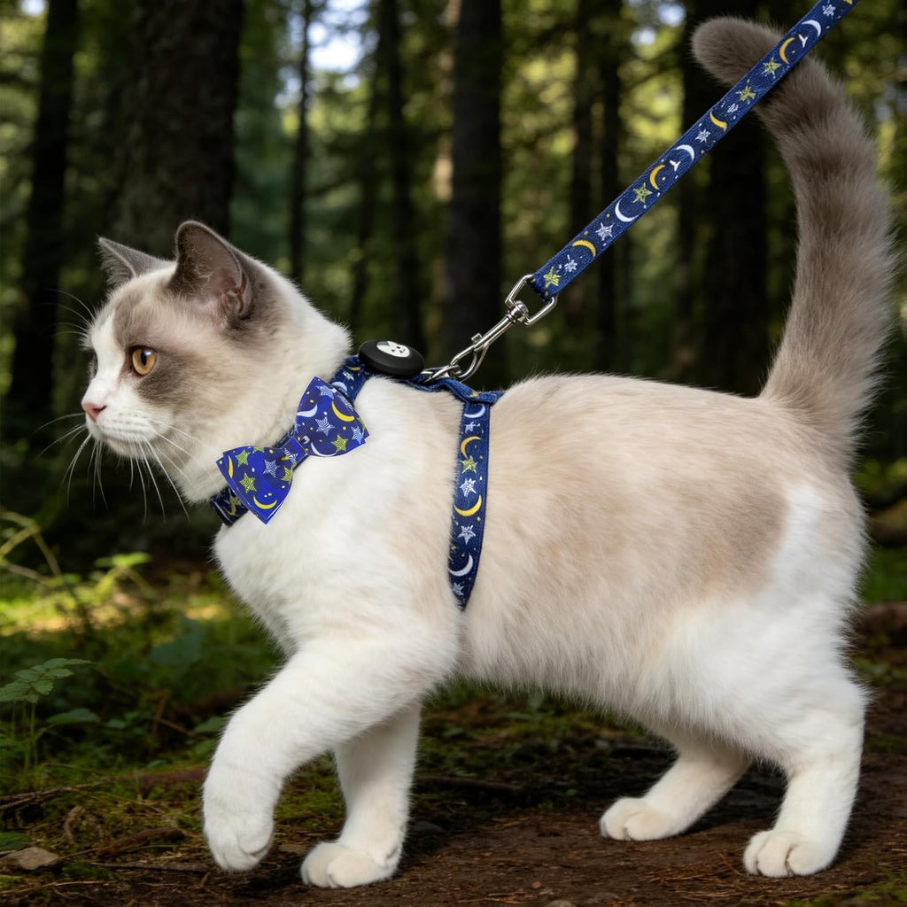 EXPAWLORER Cat Harness and Leash Set Escape Proof Vest with AirTag Holder