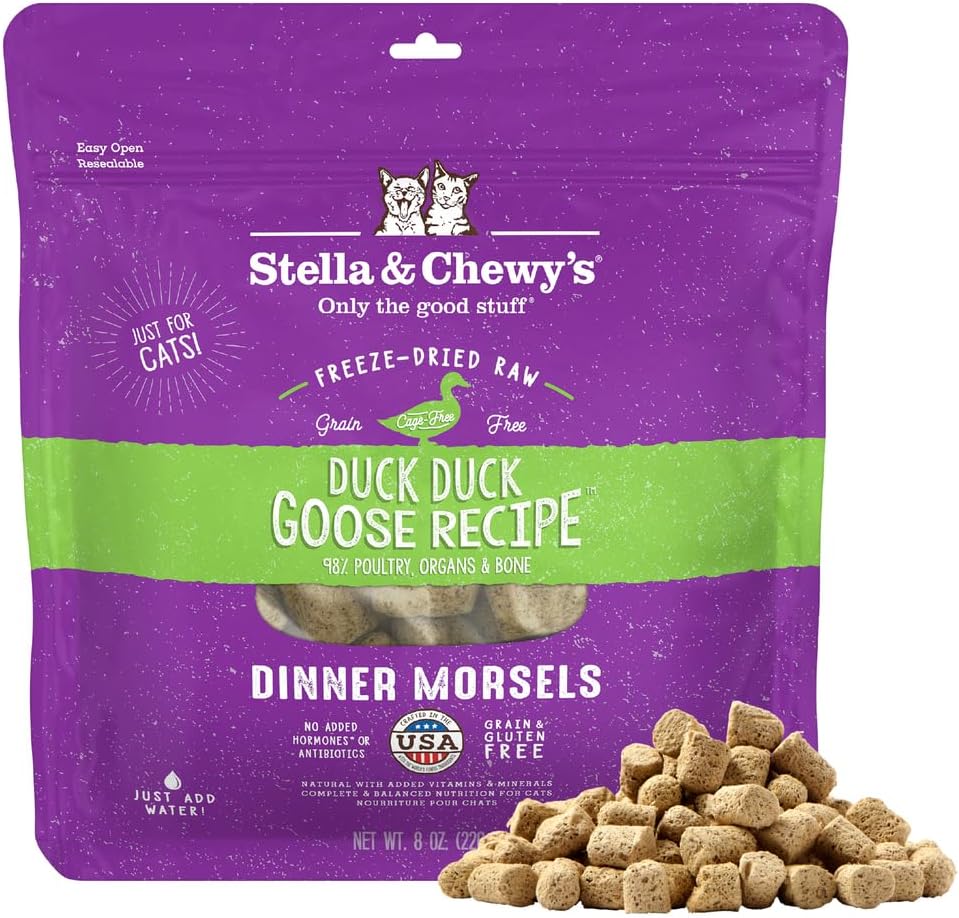 Stella & Chewy's Freeze-Dried Raw Cat Dinner Morsels - Premium Duck & Goose Recipe with 98% Cage-Free Poultry & Organs - Natural Grain-Free Cat & Kitten Food - Made in USA - 8 oz