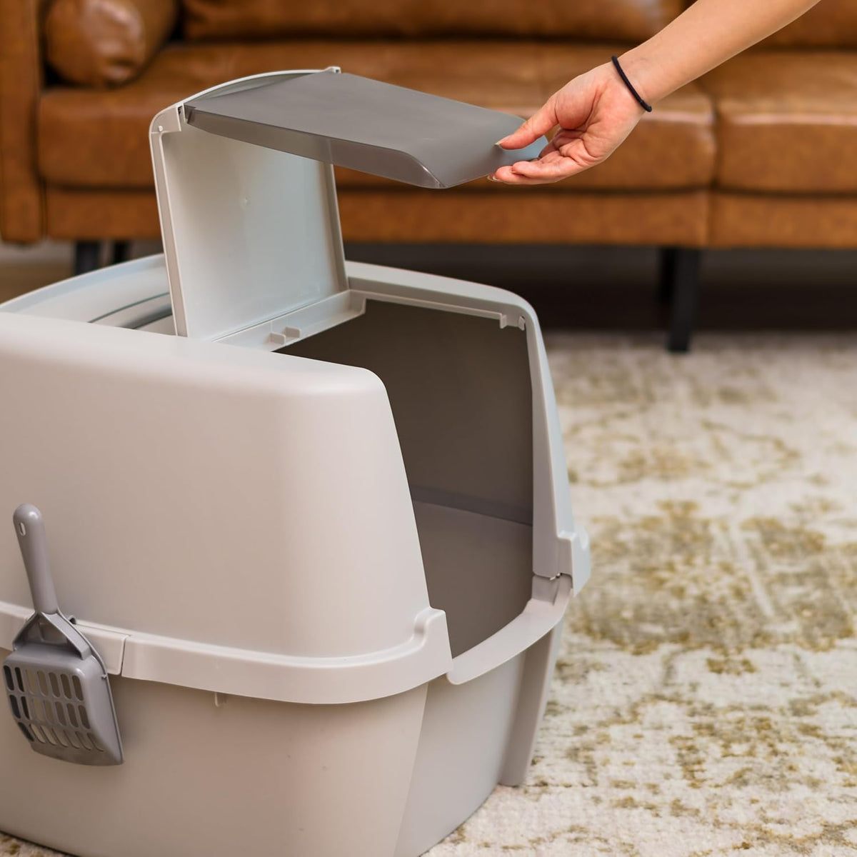 IRIS USA Large Front Door Cat Litter Box, Walk-In Entry, Gray | Nervous Cats, Flip Door Access, Covered Walk-Through, Private Enclosure Design, Privacy Hood, Contained Environment