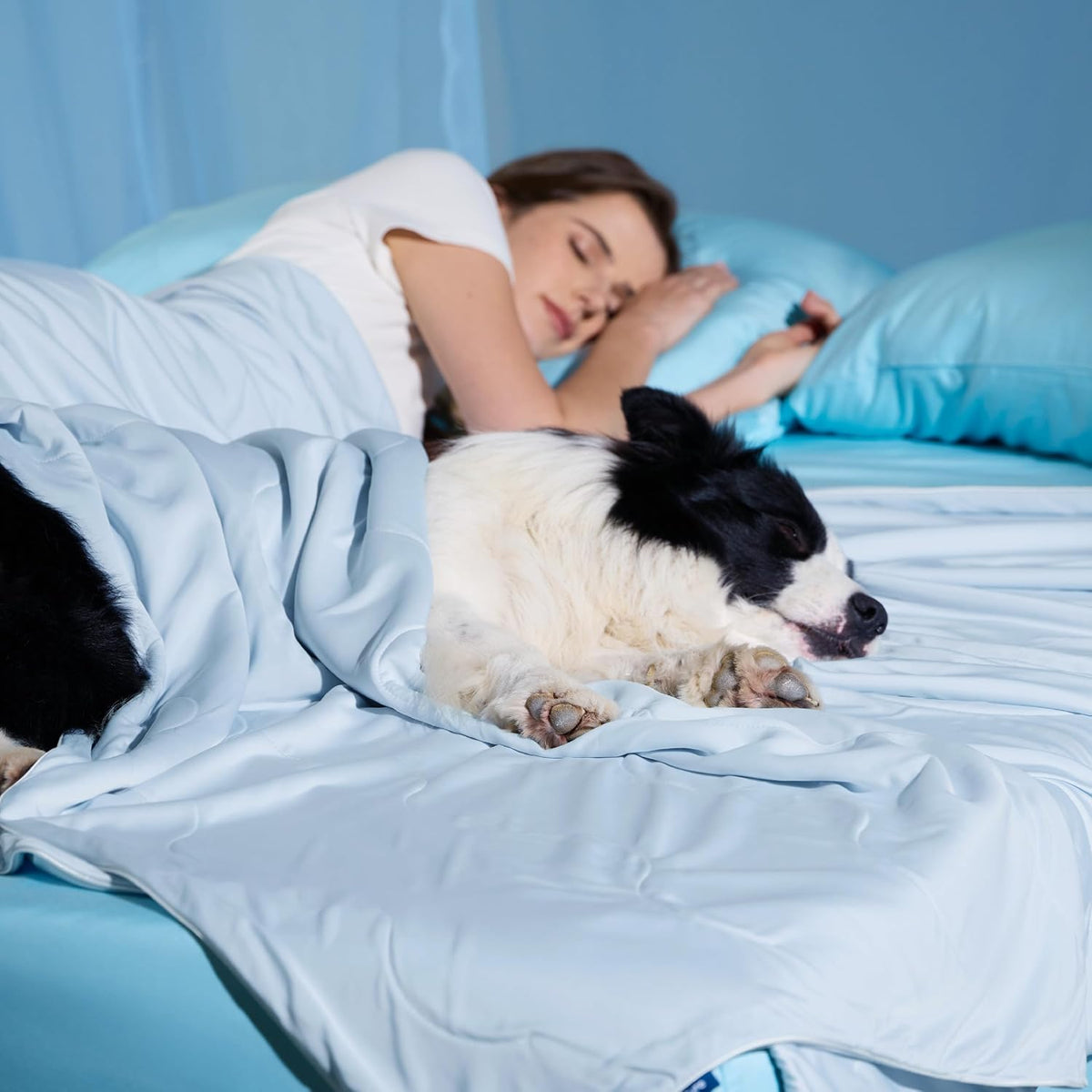 Bedsure Breathable Lightweight Cooling Blanket for Bed, Q-MAX>0.4, Twin
