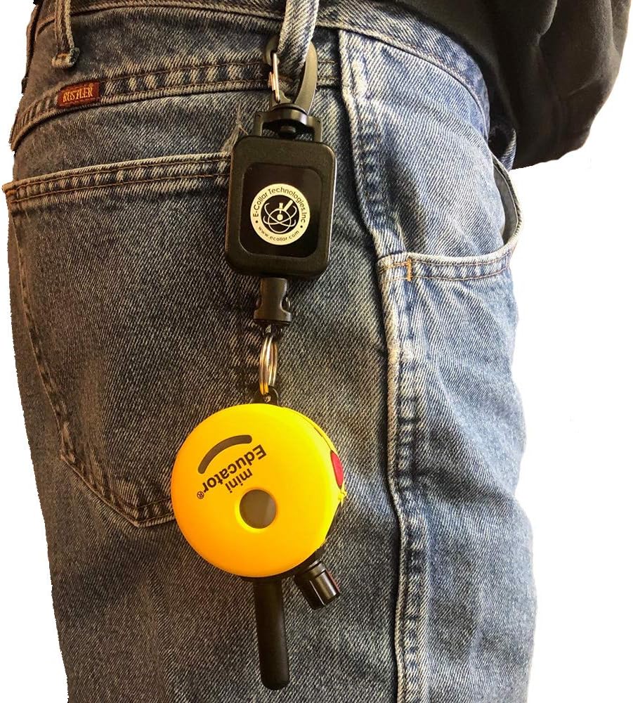 Educator Gear Keeper Retractable Transmitter Holder,Black