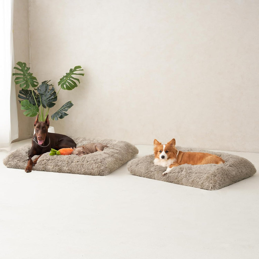 EHEYCIGA Fluffy Dog Crate Bed for Medium Dogs, Plush Crate Pad, Taupe
