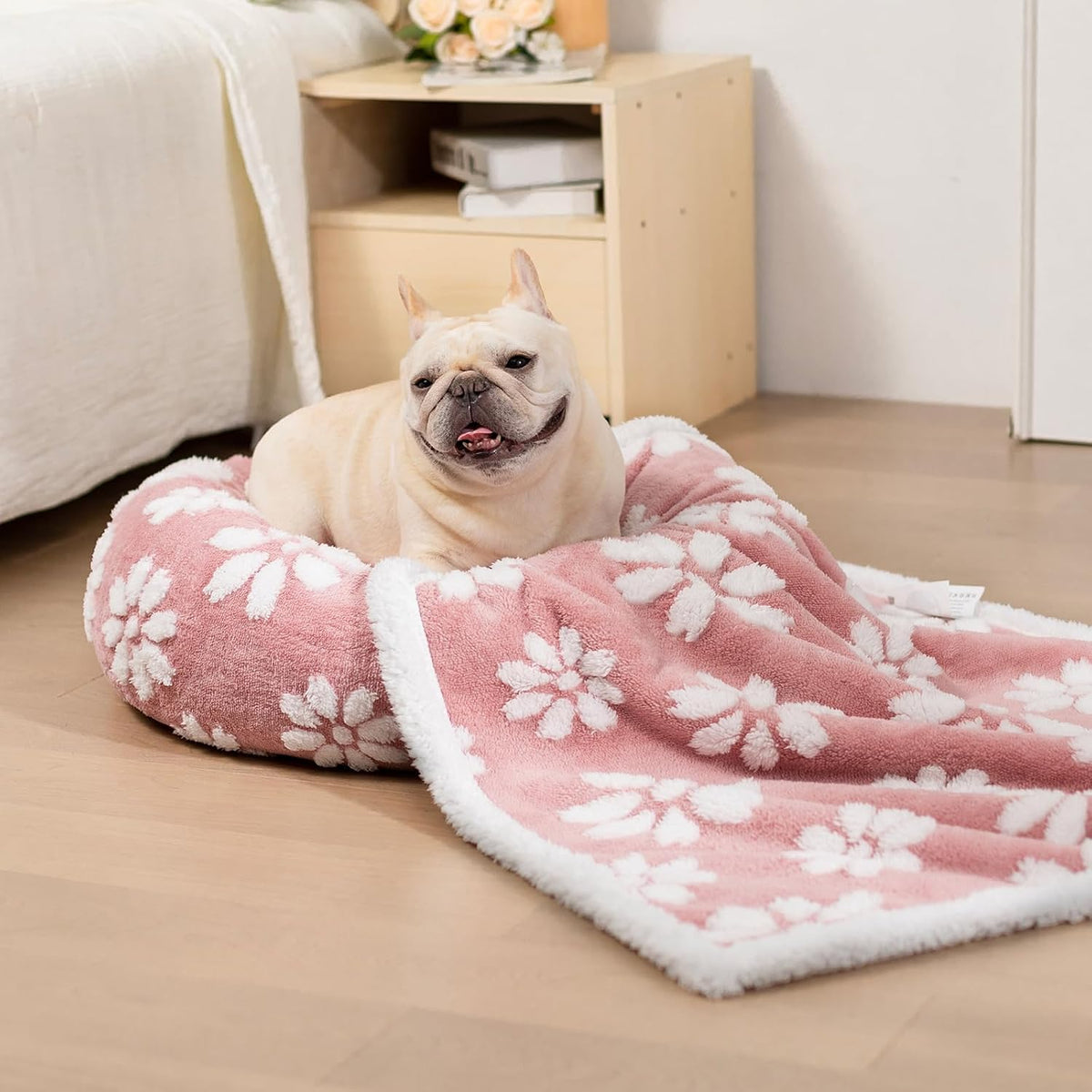 Donut Dog Beds, Calming Round Cat Beds for Indoor Cats, Pink, 23"