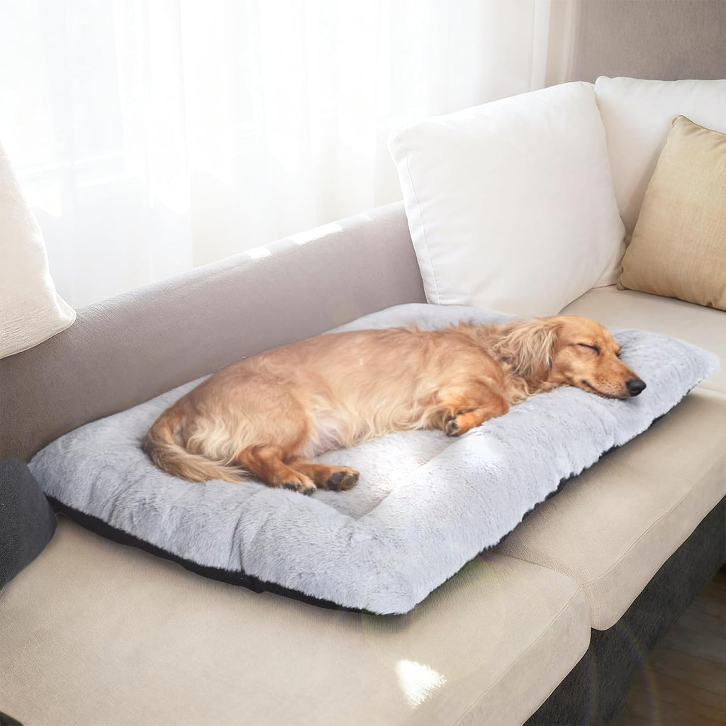 Dog Crate Pad 30 x 19 for Medium Size Dogs, Super Soft & Plushy Puppy Bed Non-Slip and Machine Washable, Comfort Fluffy Dog Kennel Pad Pet Sleeping Mats,Light Grey 30inch