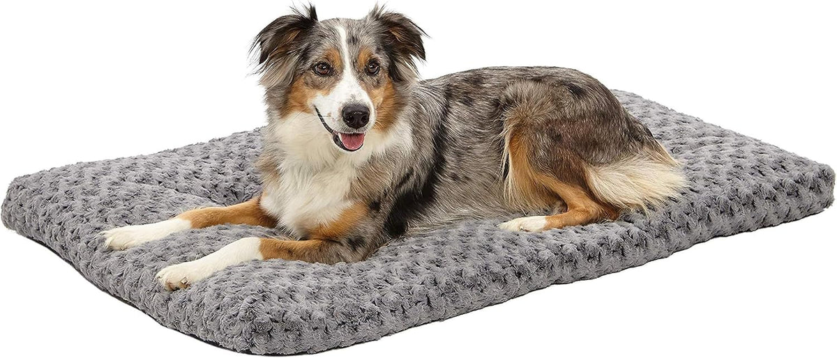 MidWest Homes for Pets Medium QuietTime Deluxe Mocha Ombré Swirl Plush Pet Bed, Machine Washable, Non-Skid Bottom, Soft Crate Mat for 30-inch Crates