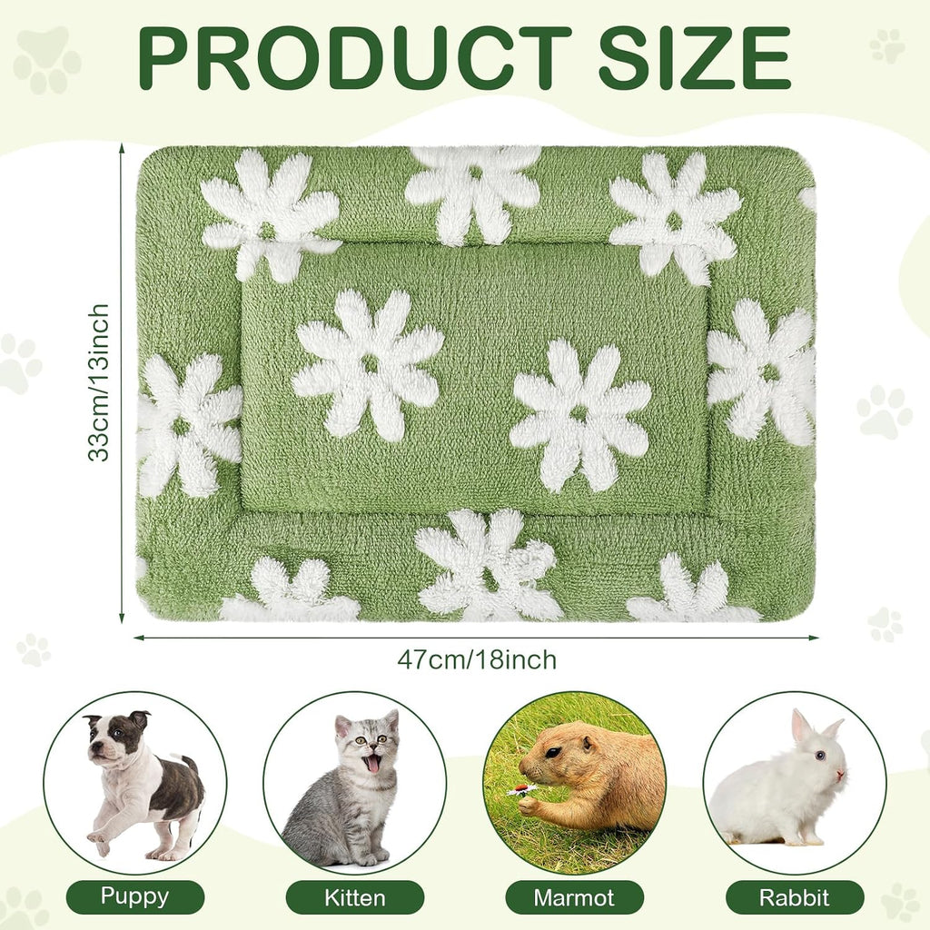 Haull 4 Pcs Waterproof Guinea Pig Bedding Mat, White Flowes, 13 x 18.5