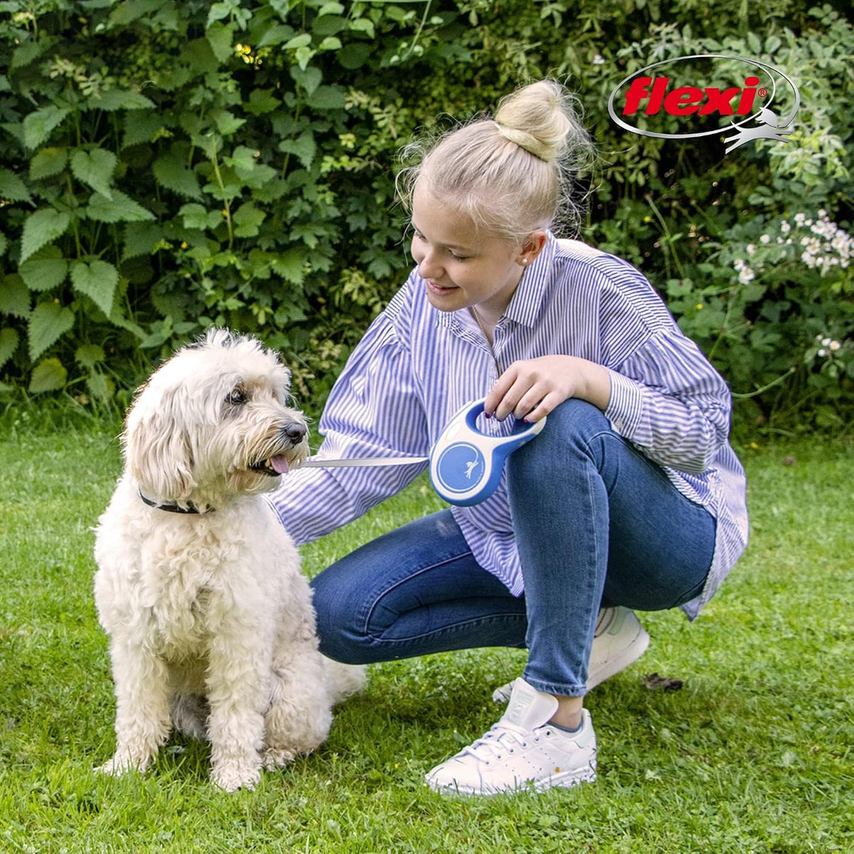 FLEXI® Comfort Tape Retractable Dog Leash, Medium, 16 ft - Blue