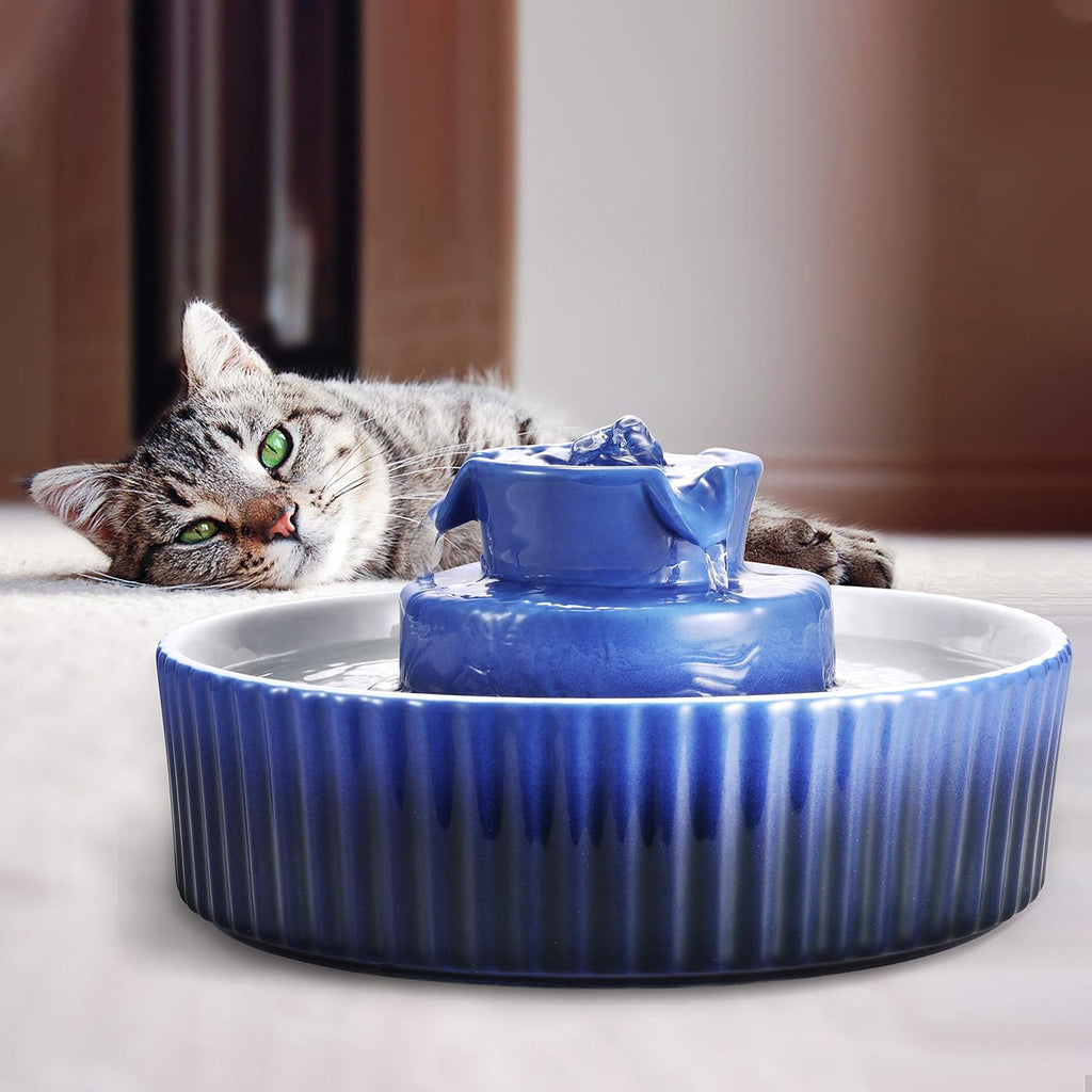 Wonder Creature Ceramic Cat Water Fountain, Stable Cupcake Design, 71oz
