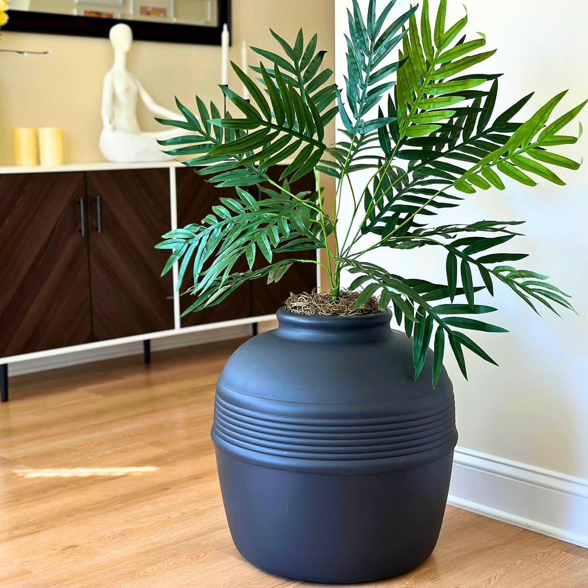 Good Pet Stuff Original Hidden Litter Box Planter, Decorative Cat Litter Enclosure, Carbon Filter, Faux Plant, Easy to Clean, Round Design, Removable Tray, Essentials Kit, Palm Plant, Charcoal Black