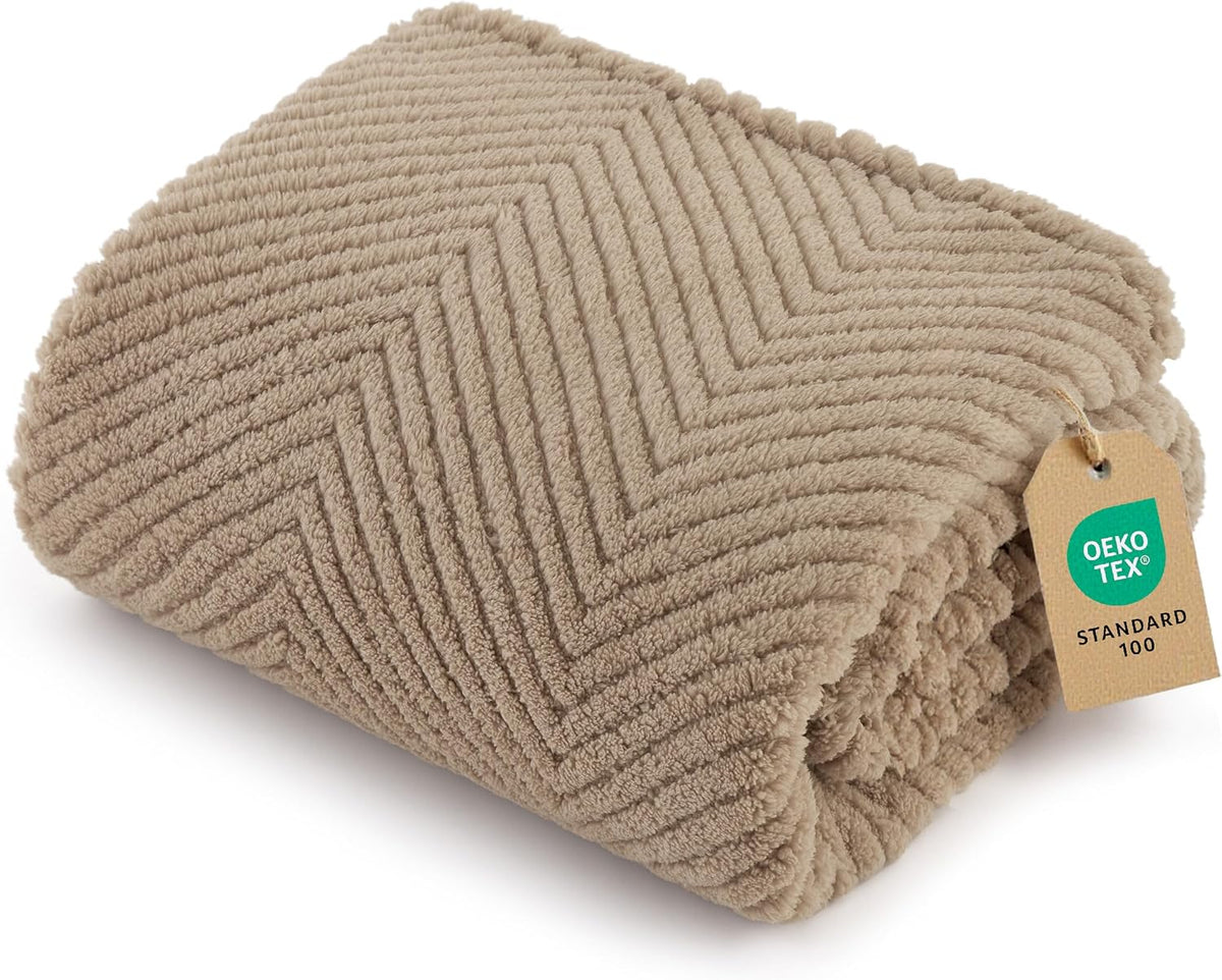 Bedsure Ultra Soft Dog Blankets for Large Dogs 300GSM Fleece, 40x50 Brown