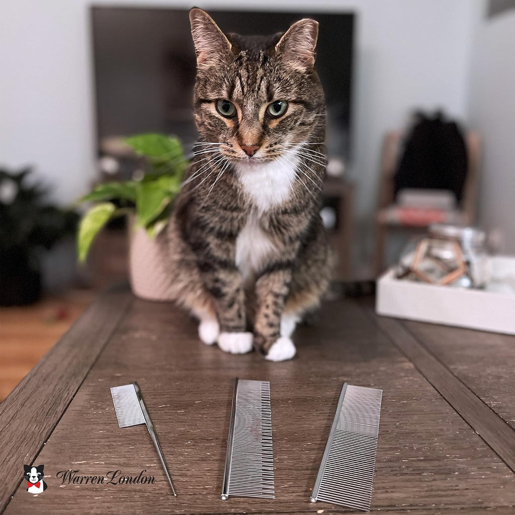 Warren London Cool Cat Greyhound Style Comb – 7.5" Professional Copper Cat Grooming Comb with Fine & Coarse Teeth, Rounded Pins for Detangling/Sensitive Skin, Deshedding & Dematting