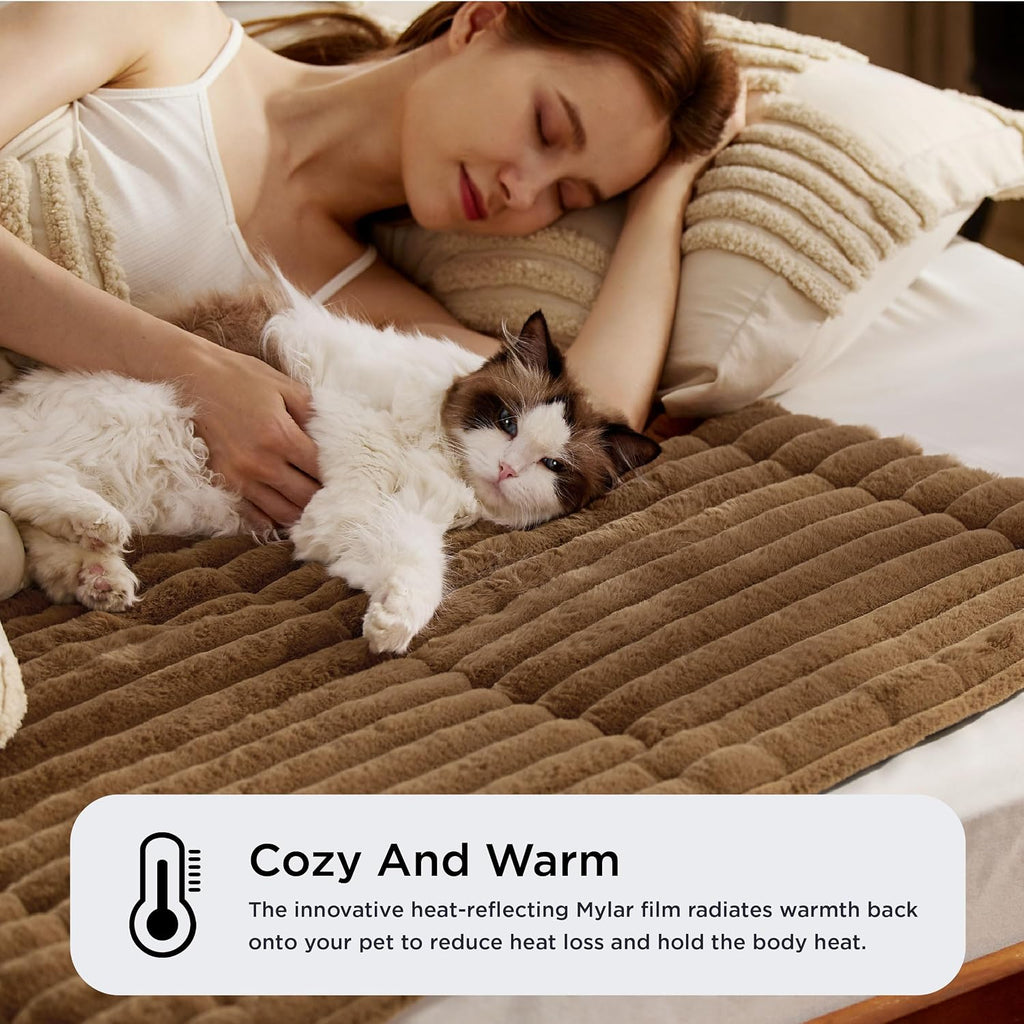 Bedsure ComfyFleece® Self Warming Cat Bed Mat,Small Pet Self Heating Pad