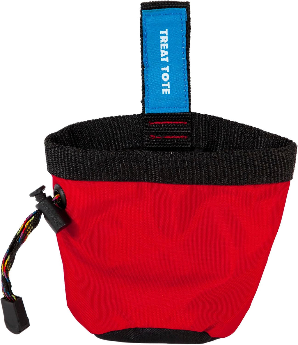 Chuckit! Treat Tote Dog Treat Pouch for Puppy Training, 1 Cup | Convenient Treat Pouch for Puppy Training With 1 Cup Capacity, Available in Assorted Colors for On-the-Go Rewards 