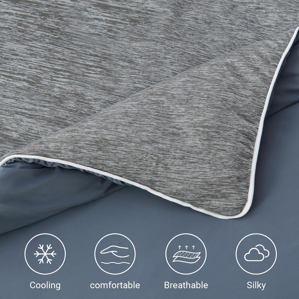 Cooling Blanket for Dogs. Dog Cooling Blankets for Large Dogs, Breathable Cooling Fabric, Cold Washable, Cooling Dog Blanket Durable Scratch-Resistant Soft Fabric for All Seasons, Steel Grey