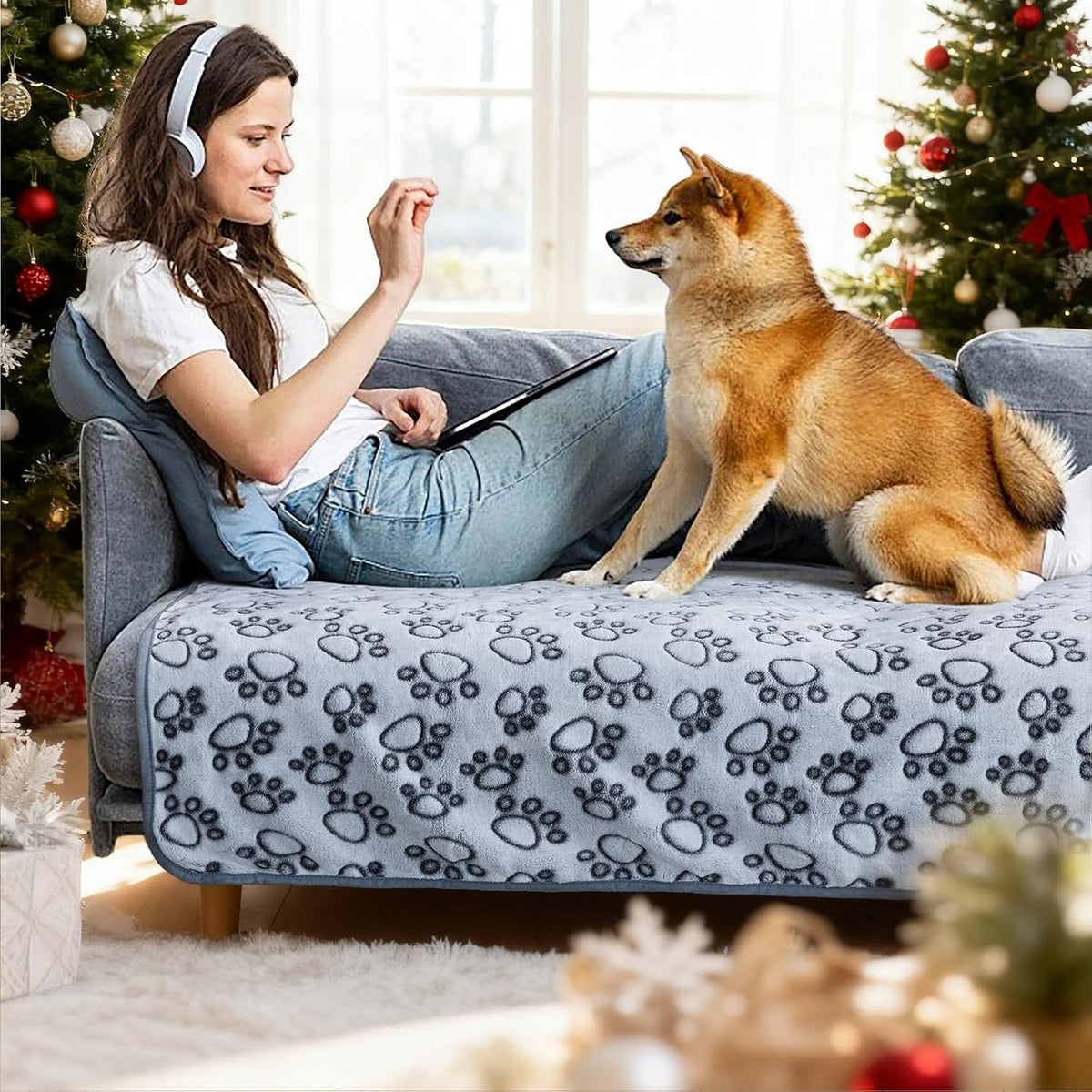 Stuffed Premium Soft Dog Couch Blanket, with Flannel Cute Paw Print, 30 * 70 inches, Cat Blanket Puppy Supplies Dog Products Stuff Essentials, Gray