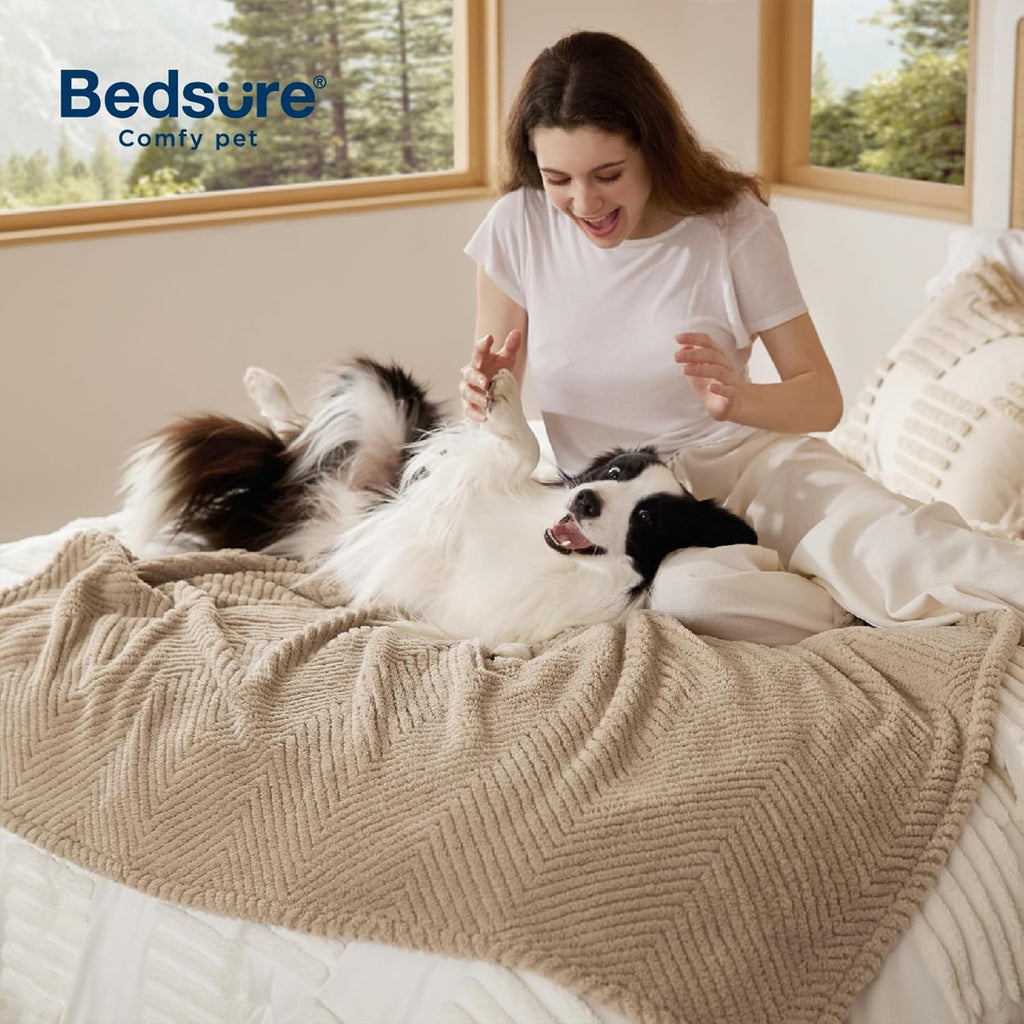 Bedsure Ultra Soft Dog Blankets for Large Dogs 300GSM Fleece, 40x50 Brown