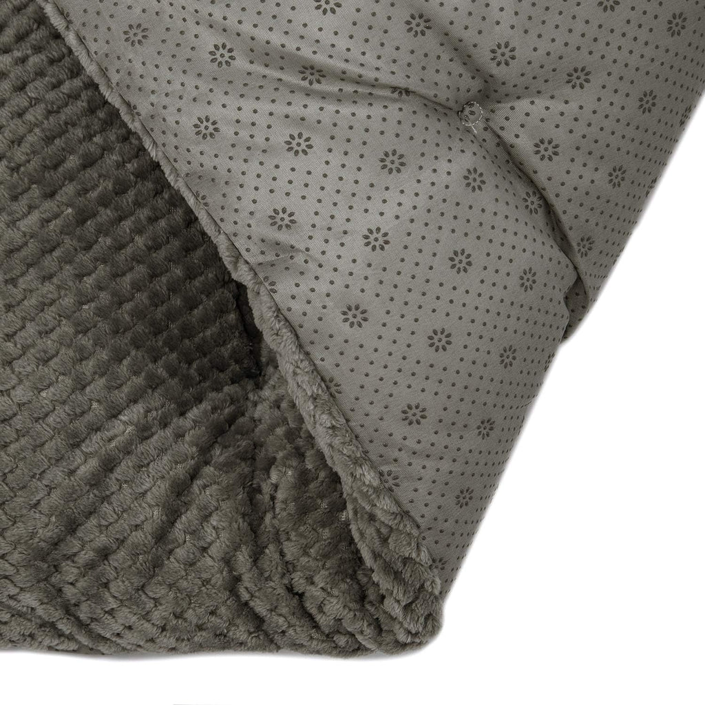 WONDER MIRACLE Fuzzy Deluxe Pet Beds, Super Plush Dog or Cat Beds Ideal for Dog Crates, Machine Wash & Dryer Friendly (15" x 23", S-Eagle Grey)