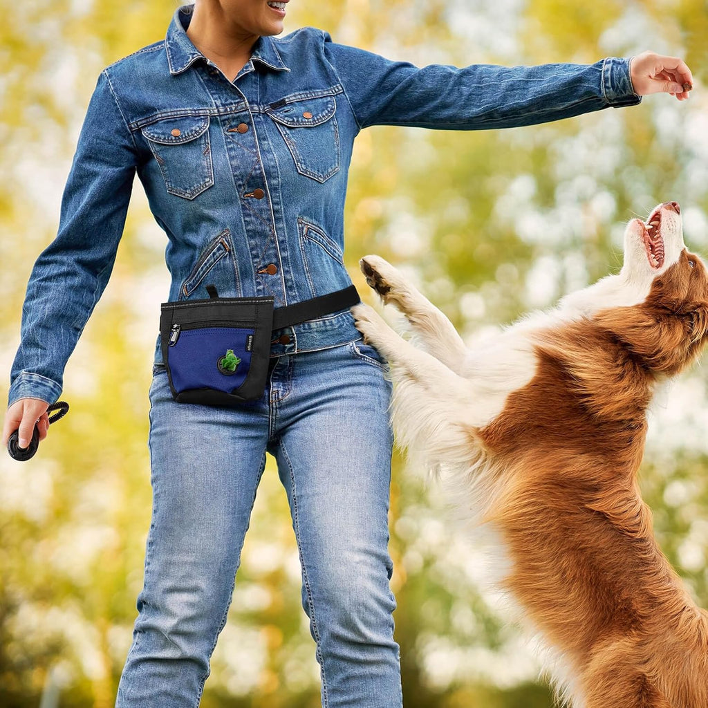 Gobeigo 2 Cup Dog Treat Pouch with Training Clicker(Black/Blue)