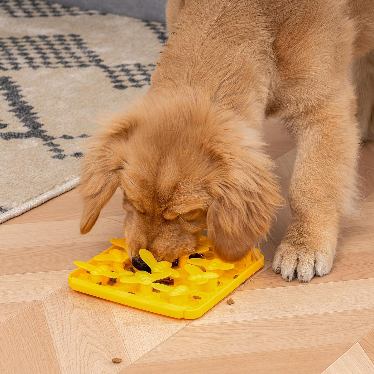 Tall Tails Bee Foraging Mat for Dogs and Cats – Slow Pet Feeder Puzzle Mat for Easy & Engaging Feeding