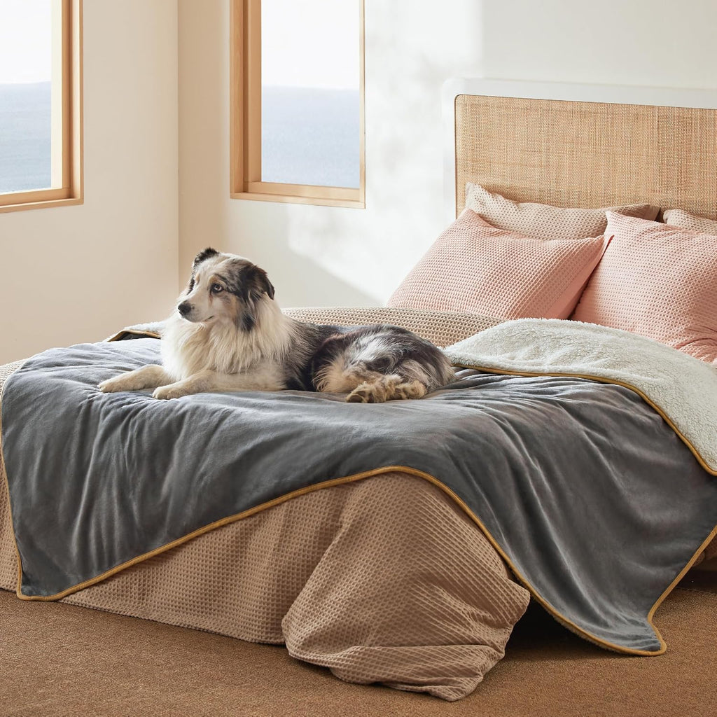 Bedsure Waterproof Blanket for Bed Soft Sherpa Fleece Throw,Twin 80"x60"