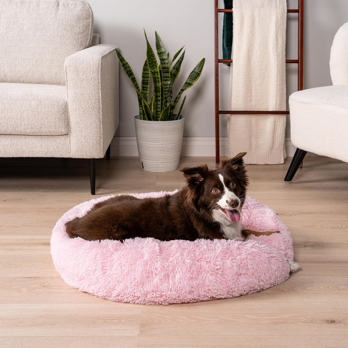 PetAmi Calming Donut Dog Bed, Washable Faux Fur, 30 Inch Medium, Pink
